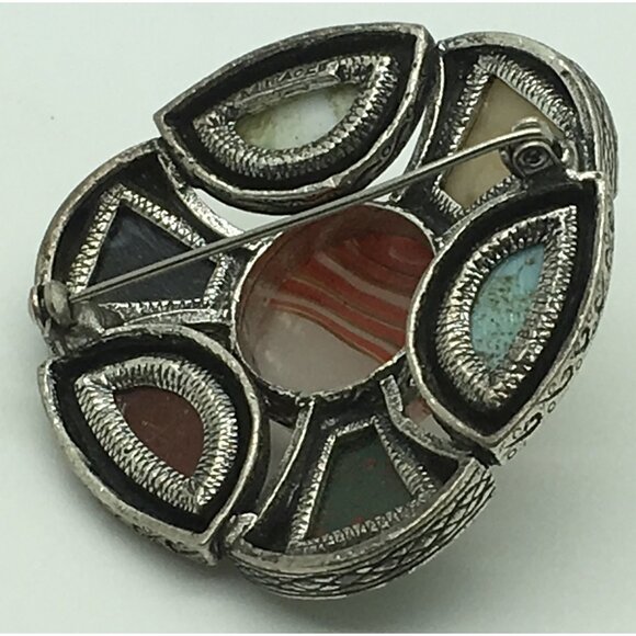 Miracle Brooch Pin Faux Agate Kilt Celtic Shield Scottish Shawl Scarf - Picture 5 of 5